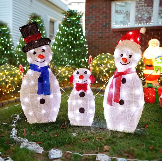 Snowmans Family LED Lighted Christmas Décor